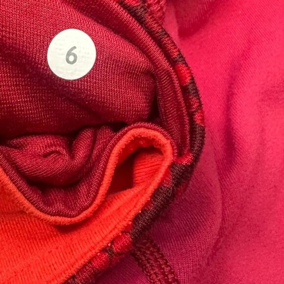 LULULEMON Women’s Coral Snakeskin Print Wunder Under Reversible Legging Size 6 - Picture 4 of 5